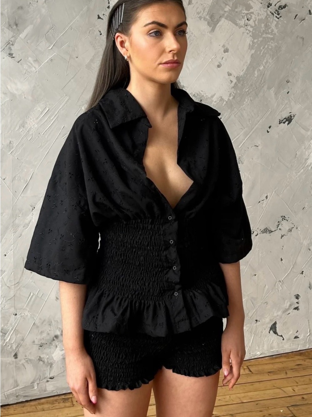 Fifth house muse top